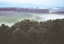 Blick über das Vulkanland von einer Anhöhe bei Reiting in Richtung Südwest.